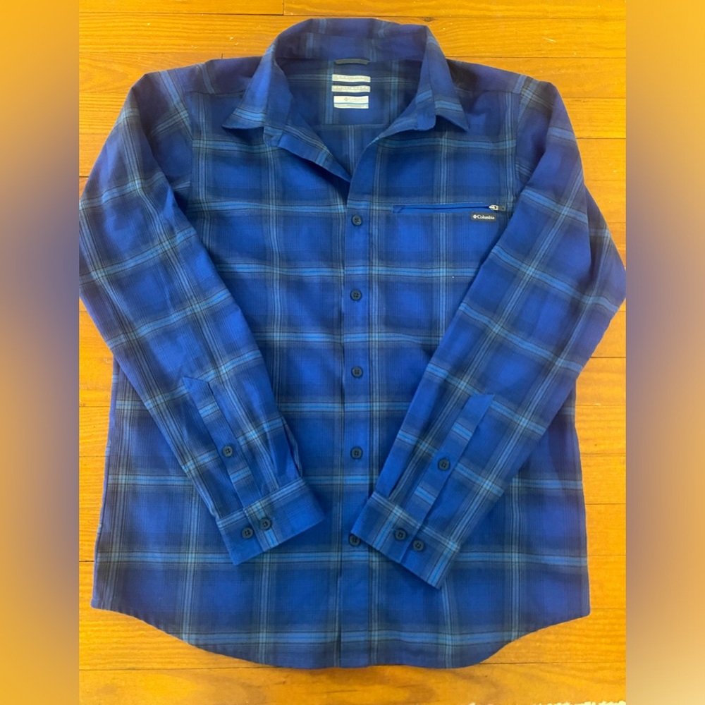 Men’s Columbia Omni-shade Omni-wick button up large